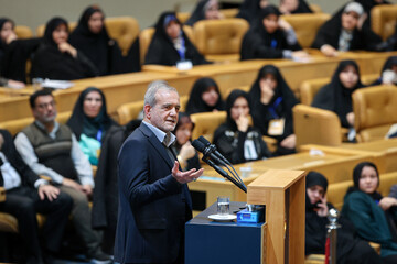 آیین اختتامیه نخستین دوره جایزه بین‌المللی امام خمینی (ره)