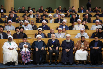 آیین اختتامیه نخستین دوره جایزه بین‌المللی امام خمینی (ره)