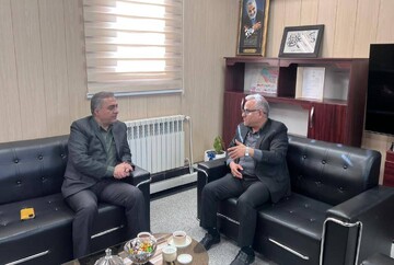 دیدار رییس اداره کتابخانه‌های شهرستان ری با بخشدار جدید بخش فشافویه