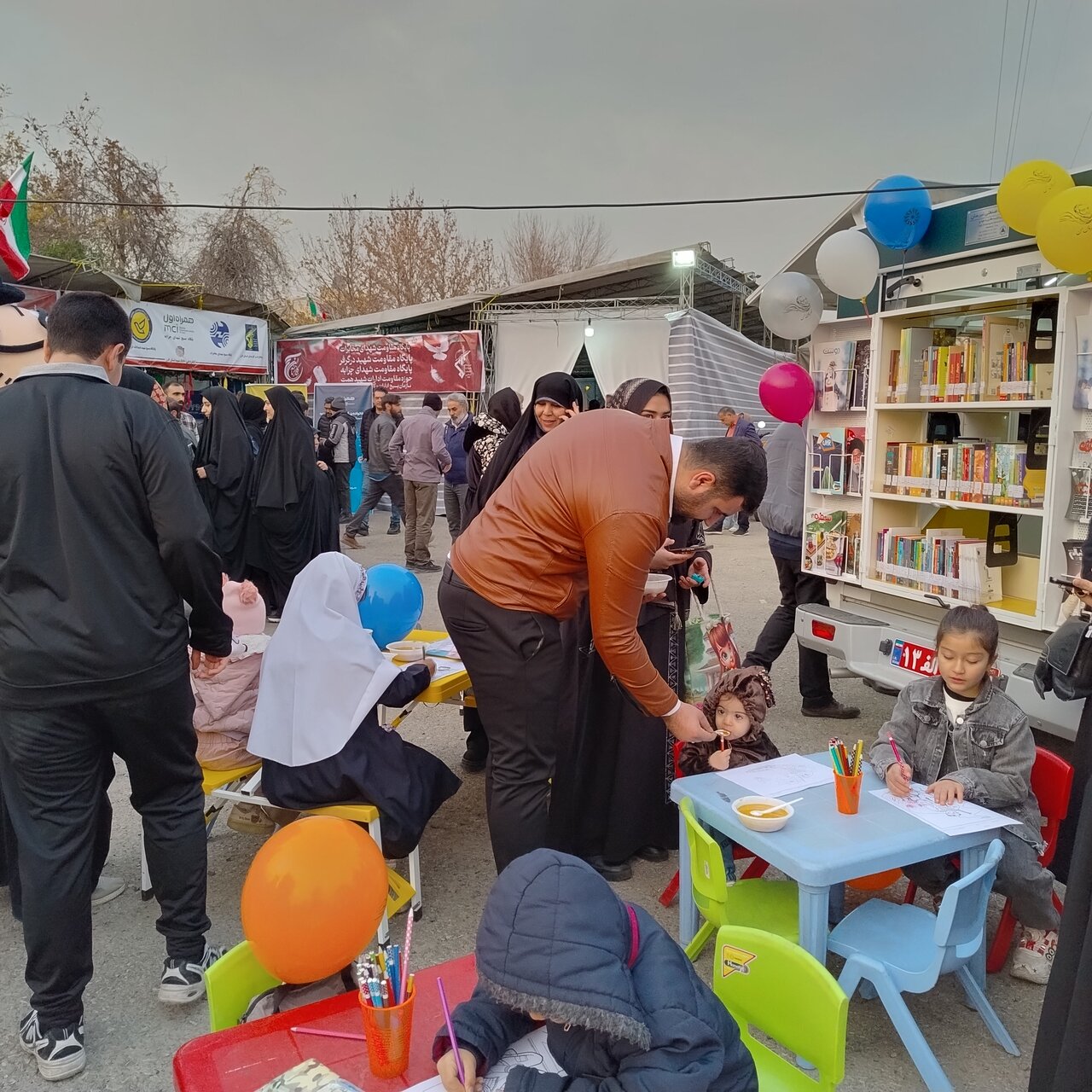 برنامههای غرفه کتابخانههای عمومی البرز در کنگره ملی ۵۵۸۰ شهید استان