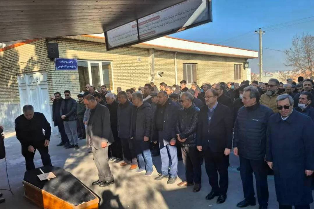 مراسم تشییع خیر کتابخانهساز با حضور مدیرکل کتابخانههای عمومی آذربایجانشرقی