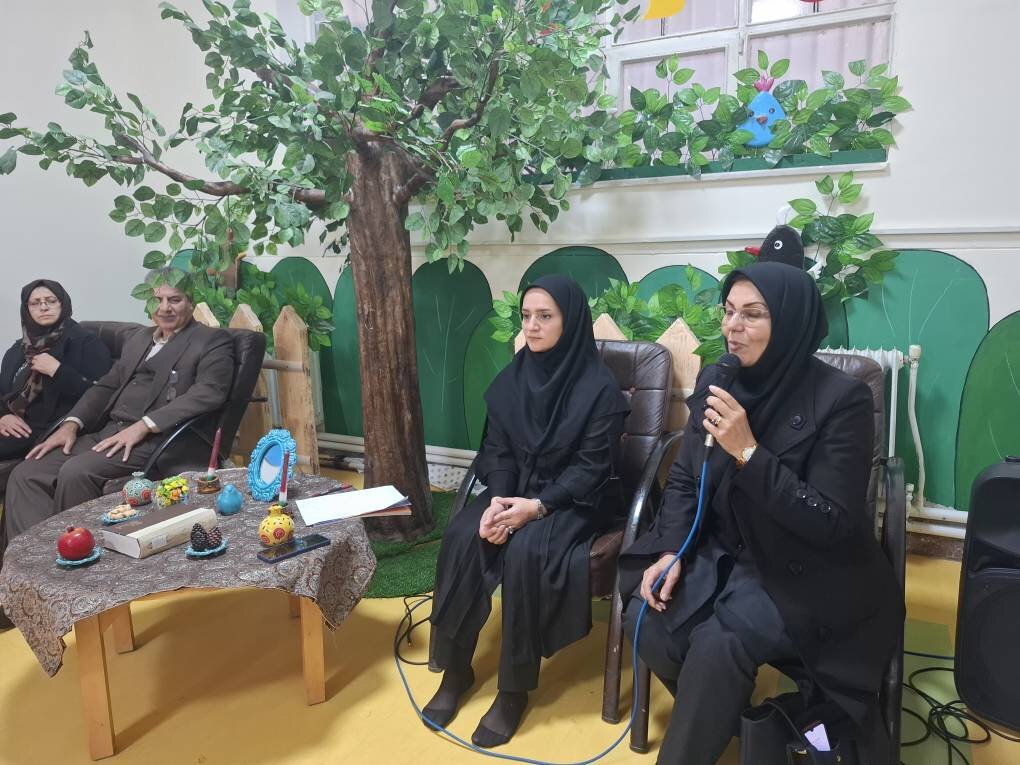 مراسم بزرگداشت روز مادر در کتابخانه شهید مطهری کرمانشاه برگزار شد