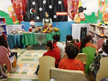 جشن یلدای کودکی در کتابخانه عمومی امام باقر (ع)