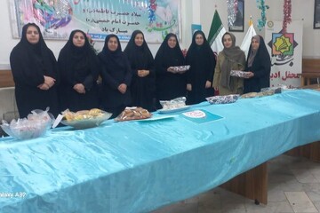 بازارچه «شیرینی‌پزی» در کتابخانه عمومی شهیدبهشتی  شهرستان تربت‌حیدریه