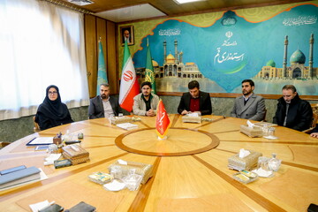 دیدار دبیرکل با استاندار و اعطای حکم انتصاب مدیرکل قم