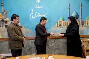 دیدار دبیرکل با استاندار و اعطای حکم انتصاب مدیرکل استان قم