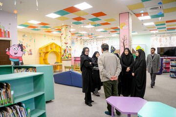 بازدید دبیرکل نهاد کتابخانه‌های عمومی کشور از کتابخانه مرکزی قم