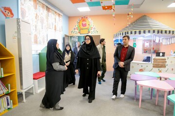 بازدید دبیرکل نهاد کتابخانه‌های عمومی کشور از کتابخانه مرکزی قم