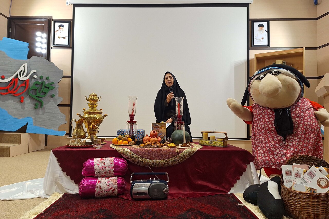 یلدای کتابمحور در کتابخانه مرکزی ایلام برگزار شد