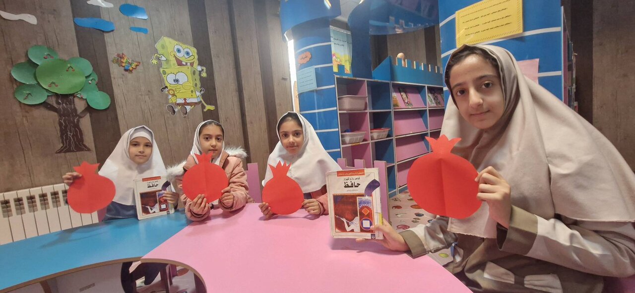 «یلدا با طعم کتاب» در کتابخانه های عمومی استان تهران به اجرا در آمد