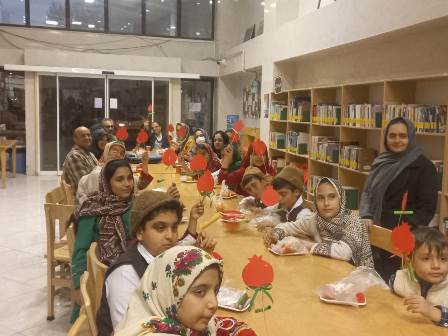 جشن شب یلدا در کتابخانه سلمان فارسی مهدی‌شهر
