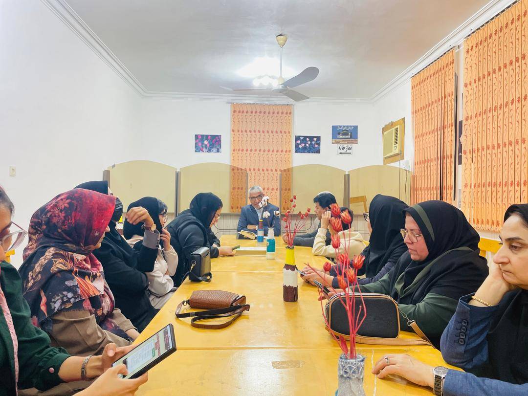 شب یلدا در کتابخانه‌های عمومی هرمزگان با محوریت کتاب و فرهنگ برگزار شد