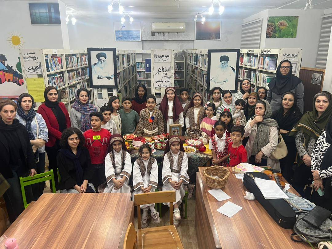 شب یلدا در کتابخانههای عمومی هرمزگان با محوریت کتاب و فرهنگ برگزار شد