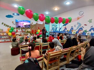 یلدا با قصه  و بازی در کتابخانه عمومی شهدای شاهدیه یزد