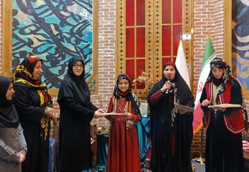 گزارش تصویری شاهنامه خوانی شب یلدا