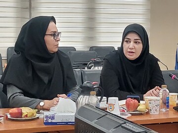 نشست روسای ادرات با مدیر کل کتابخانه‌های عمومی استان تهران