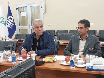 نشست روسای ادرات با مدیر کل کتابخانه‌های عمومی استان تهران