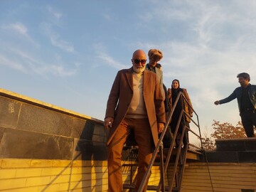 بازدید مدیرکل کتابخانه‌های عمومی استان تهران از پروژه در حال بازسازی کتابخانه امامت