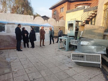 بازدید مدیرکل کتابخانه‌های عمومی استان تهران از پروژه در حال بازسازی کتابخانه امامت