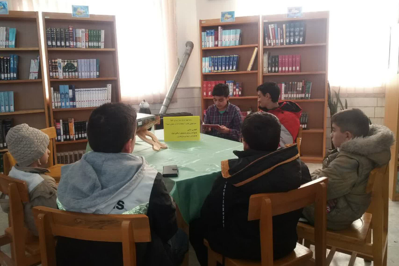 ویژه برنامههای «یلداخوانی» در کتابخانههای عمومی استان مرکزی