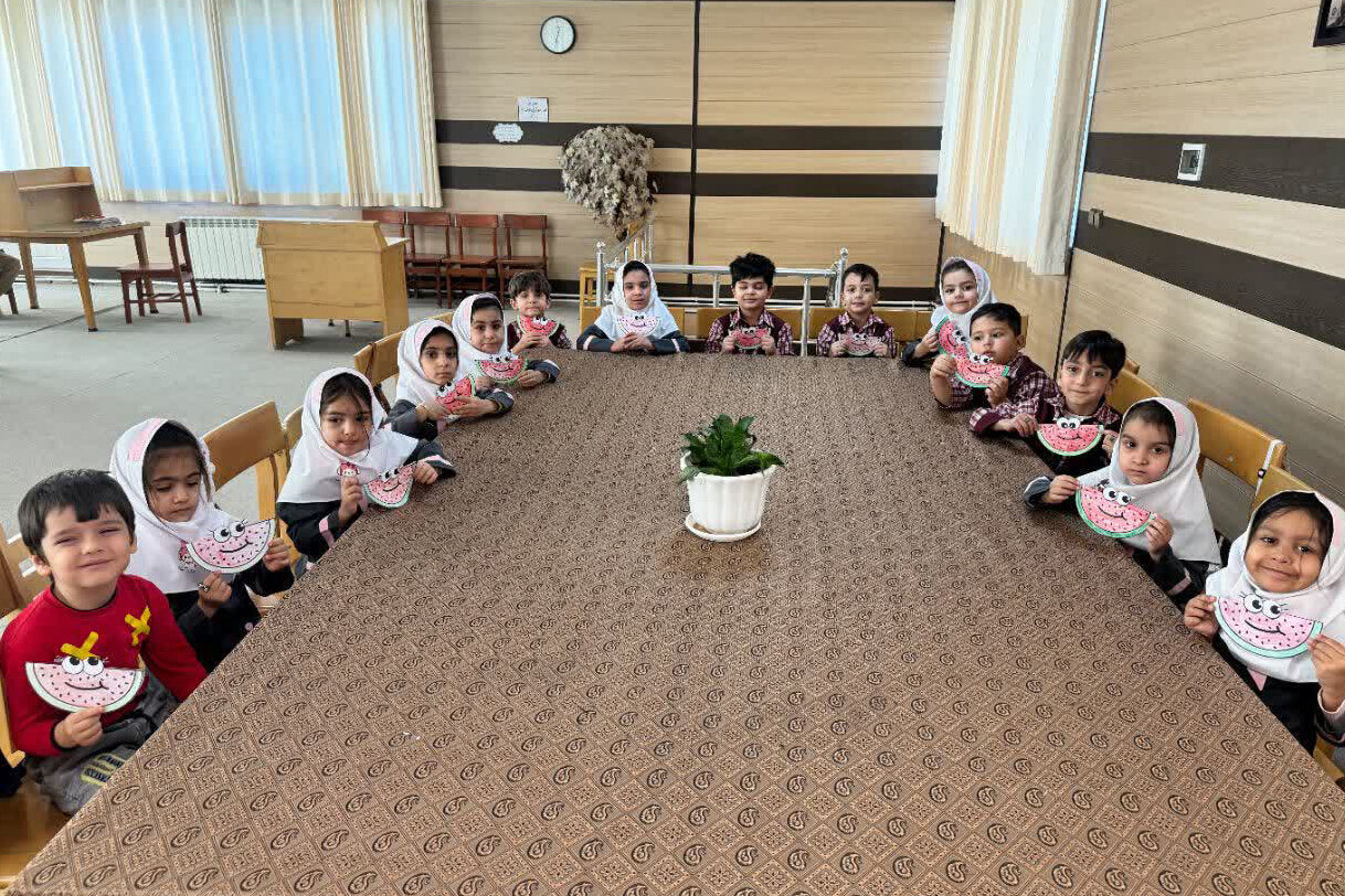 ویژه برنامه‌های «یلداخوانی» در کتابخانه‌های عمومی استان مرکزی