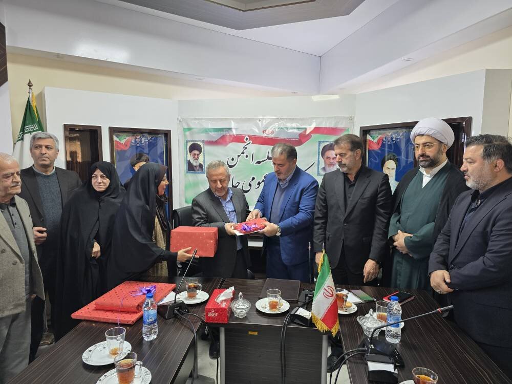 توسعه فرهنگی غرب مازندران، نیازمند نگاه یکسان و کلان است