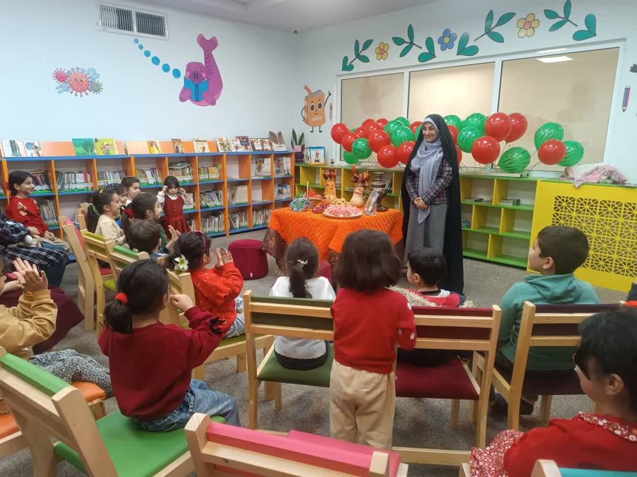 جشن یلدای کودکانه در قلب قدیمیترین کتابخانه شهرستان اردکان