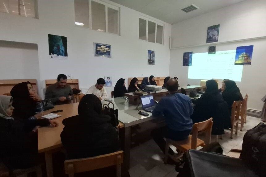 کارگاه «تولید رسانه با استفاده از هوش مصنوعی» در گناباد برگزار شد