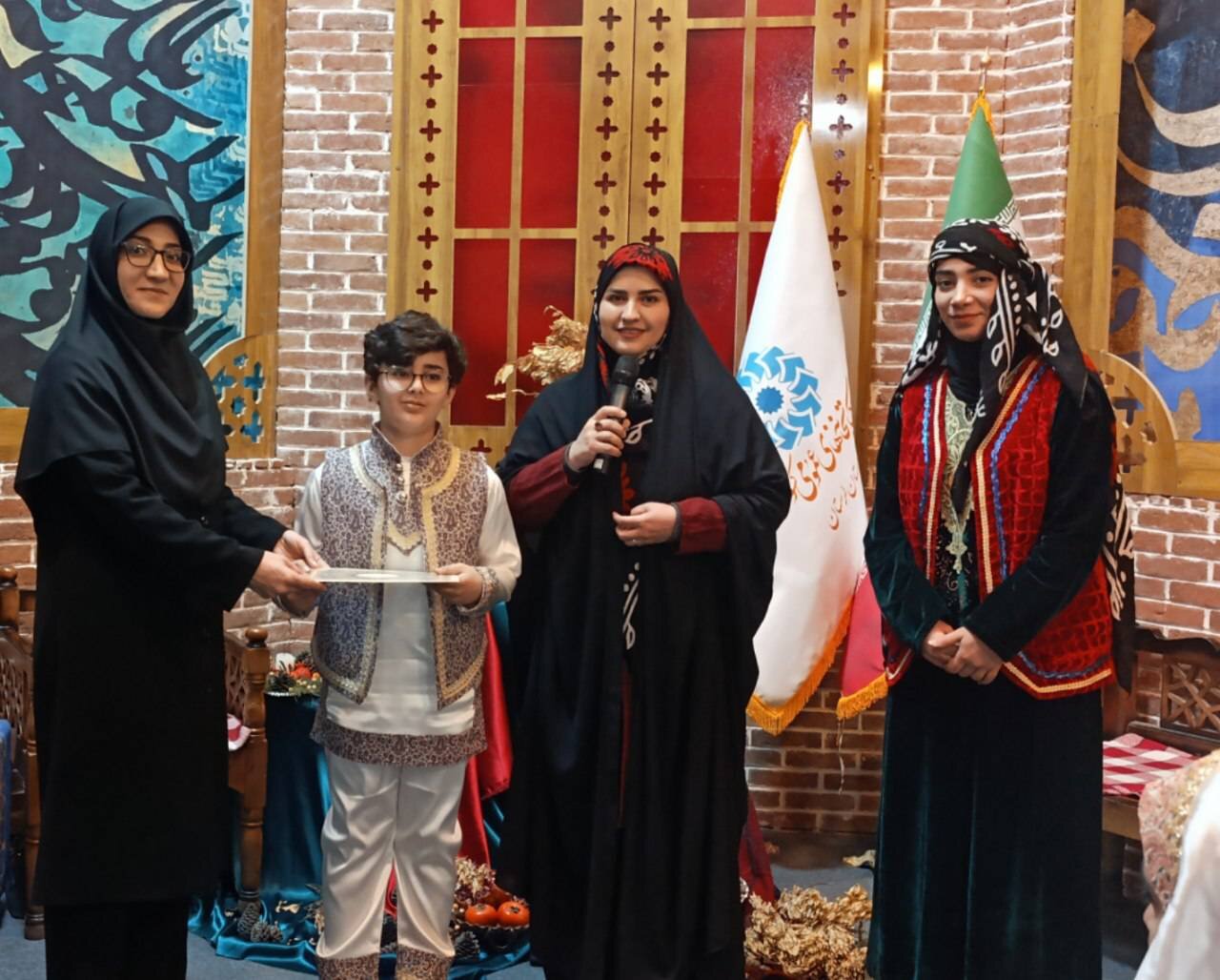 «یلداخوانی» میراث لرستان را با حماسه پیوند زد