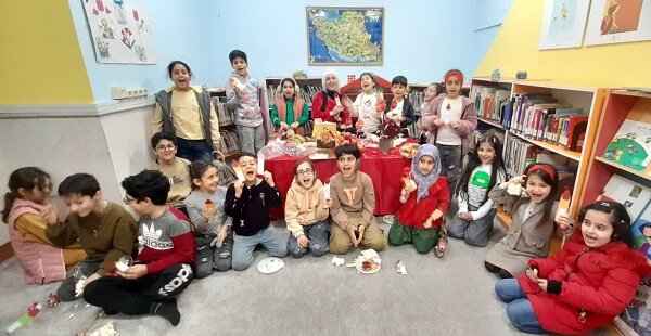 ویژه‌برنامه جشن یلدا در کتابخانه‌های عمومی استان گیلان برگزار شد