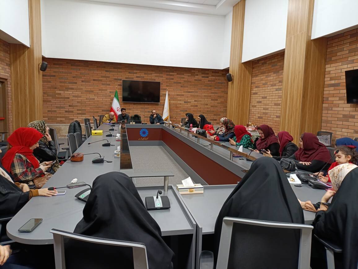 ویژه‌برنامه جشن یلدا در کتابخانه‌های عمومی استان گیلان برگزار شد