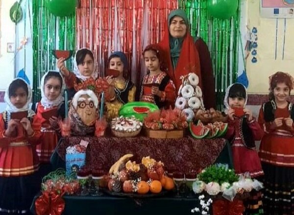 ویژهبرنامه جشن یلدا در کتابخانههای عمومی استان گیلان برگزار شد