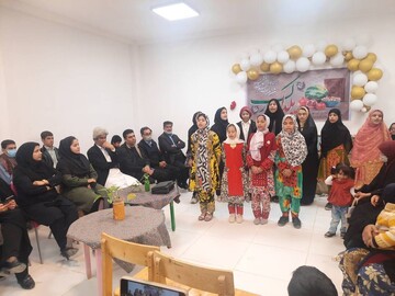 یلدا خوانی هیرمند