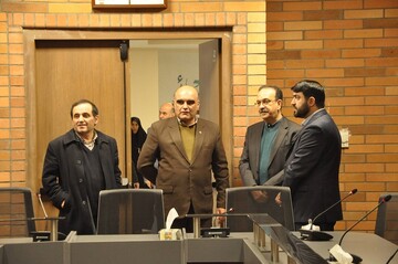 بازدید رئیس بنیاد نخبگان استان گیلان از کتابخانه مرکزی رشت