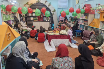 یلداخوانی در بلندترین شب سال به همت کتابخانه‌های عمومی استان مرکزی