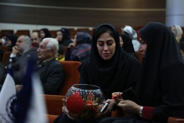 آئین«یلدای اقوام ایران من» به همت کتابخانه‌های عمومی چهارمحال و بختیاری برگزار شد