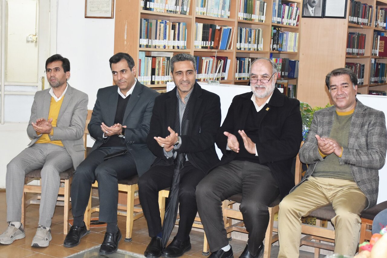 «یلدای حافظانه»؛ شب شعر، پژوهش و تفأل به حافظ در کتابخانه حافظیه شیراز