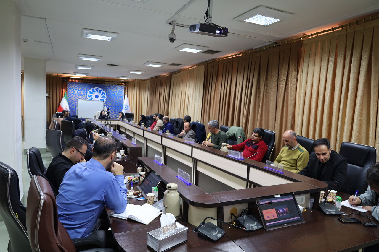 دوره آموزشی «برقراری ارتباط موثر با محیط و دیگران» در آذربایجان غربی برگزار شد