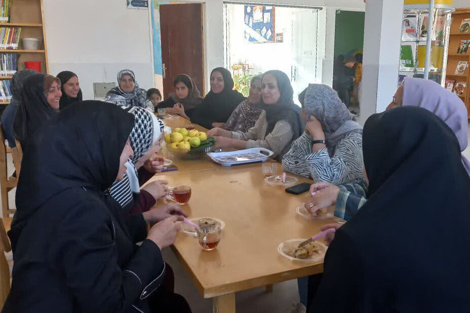 یلداخوانی در بلندترین شب سال به همت کتابخانه‌های استان مرکزی