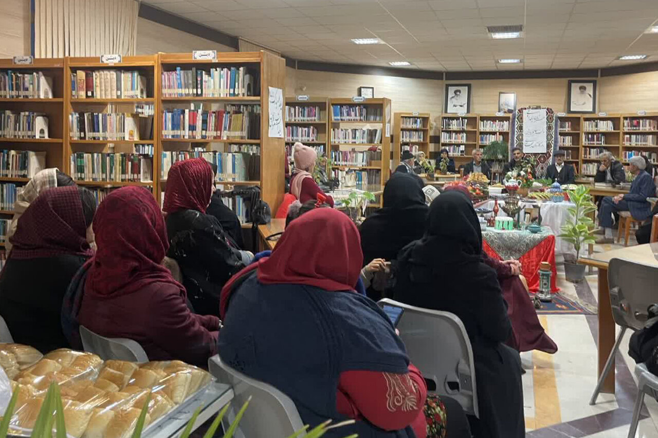 یلداخوانی در بلندترین شب سال به همت کتابخانه‌های استان مرکزی