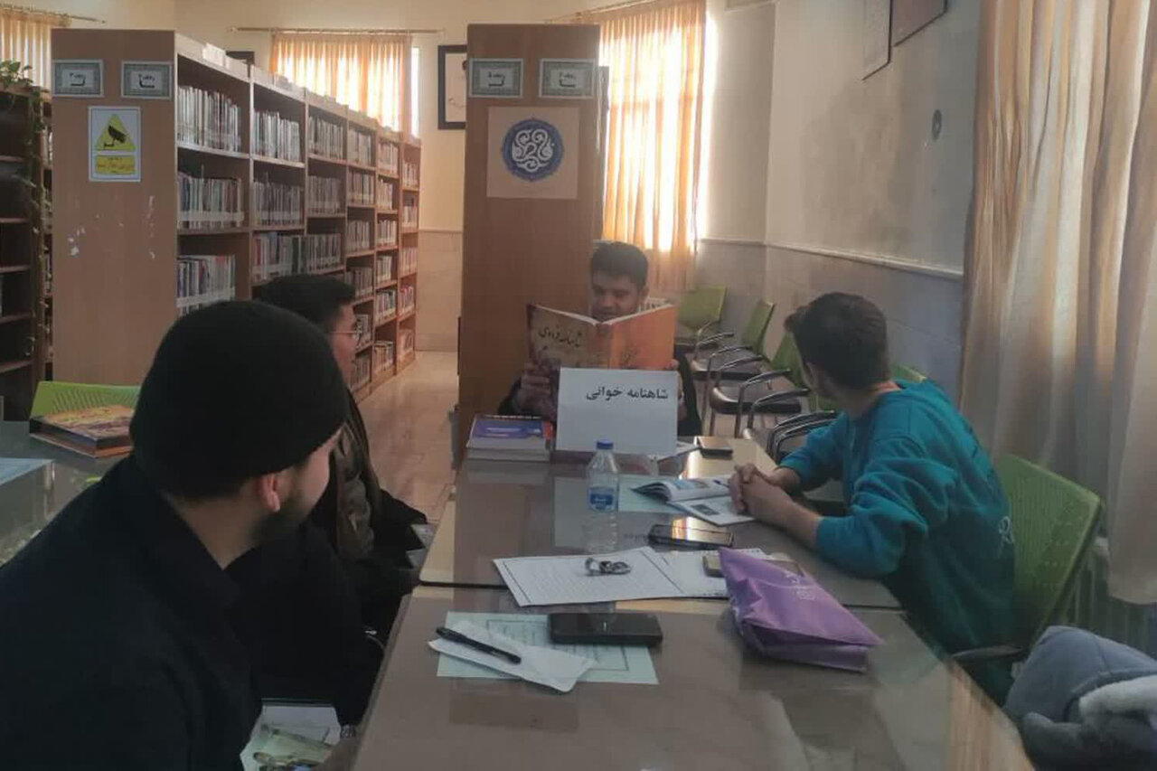 کتابخانههای استان مرکزی با جشنهای یلدایی میزبان کودکان و نوجوانان شدند