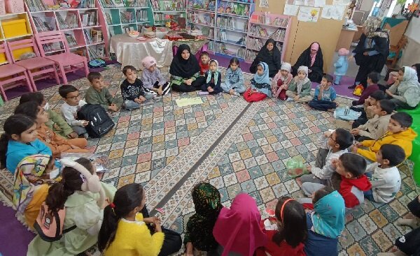 یلدا؛ شبِ بیداری فرهنگ در کتابخانه‌های عمومی فارس