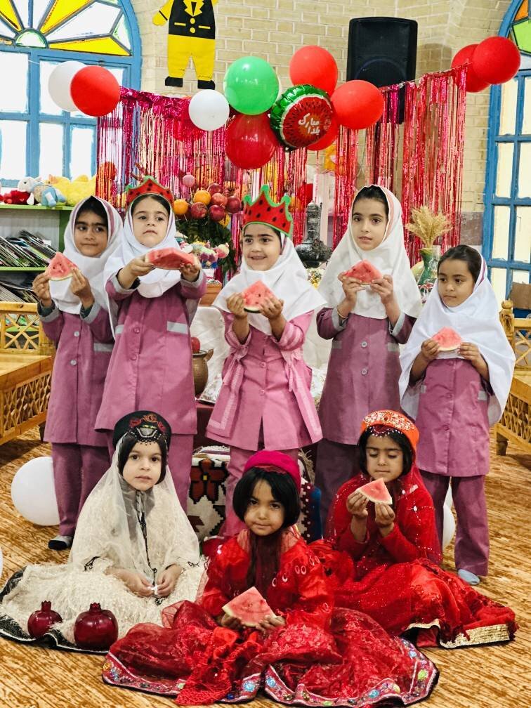 یلدا؛ شبِ بیداری فرهنگ در کتابخانههای عمومی فارس