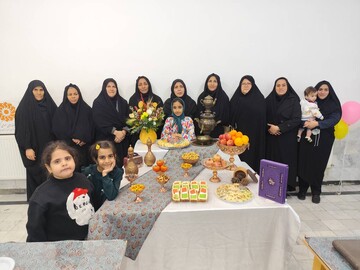 به مناسبت شب یلدا، بلندترین شب سال، محفل ادبی ویژه‌ای در کتابخانه عطایی شهرستان بهاباد برگزار شد