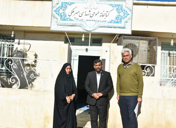 بازدید مدیرکل کتابخانه های عمومی فارس از کتابخانه های مهر