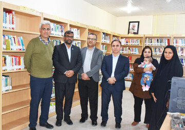 بازدید مدیرکل کتابخانه های عمومی فارس از کتابخانه های مهر