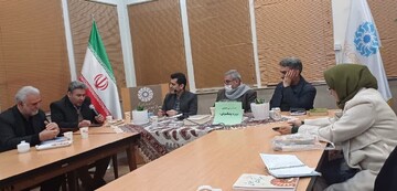 نشست دورهمی کتابخوان پیشکسوتان، نویسندگان و شاعران شهرستان پیشوا