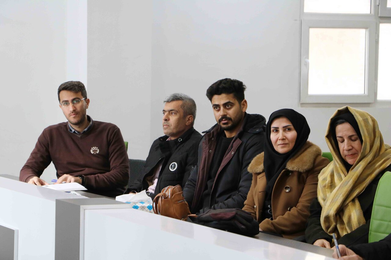 برگزاری نشست هم‌اندیشی با هدف حل دغدغه‌های کتابداران شهرستان بجنورد