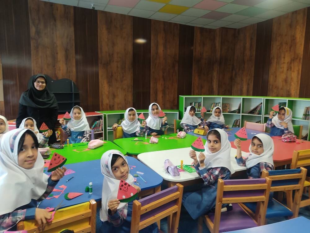 از تفأل به حافظ تا شاهنامه‌خوانی با طعم انار و شور کتابداران