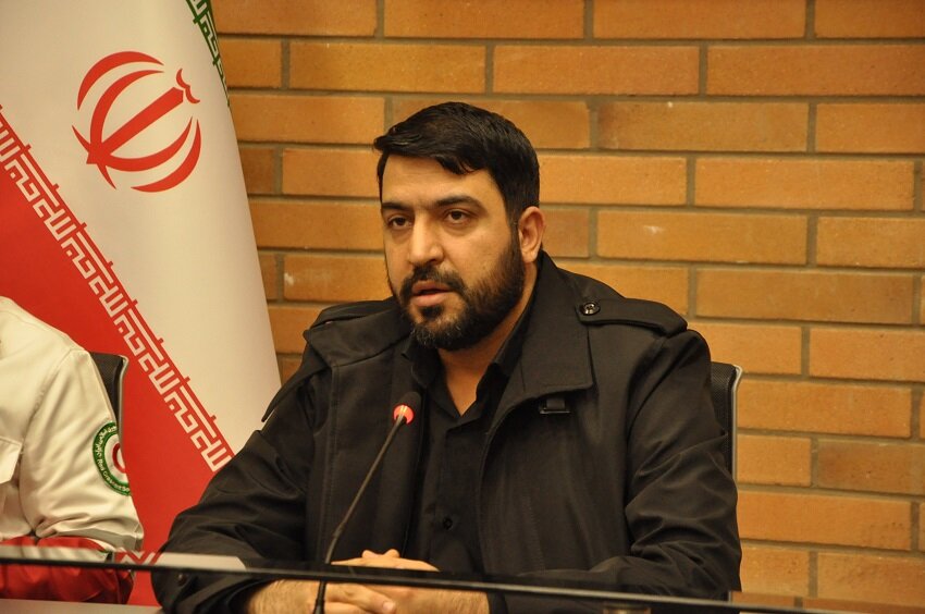 مدیرعامل جمعیت هلال احمر استان گیلان از کتابخانه مرکزی رشت بازدید کرد